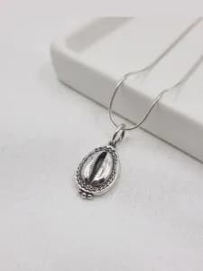 Silver Shell Charm Pendant